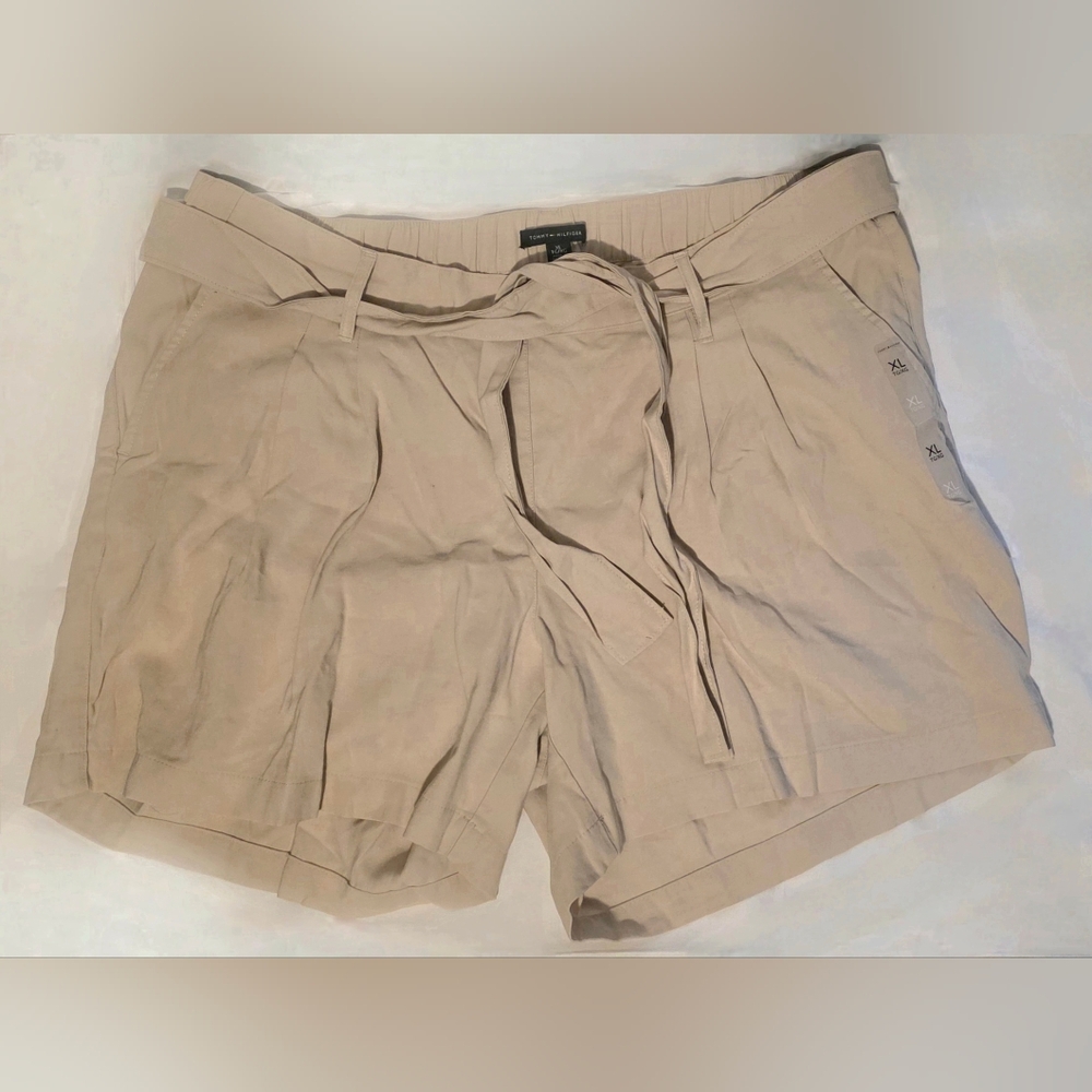 Tommy Hilfiger Khaki Tie Waist Shorts XL